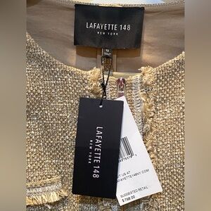 Lafayette 148 New York Gold & Cream Jacket 
Size L
New w/ Tags
Saks NYC 
ENJOY